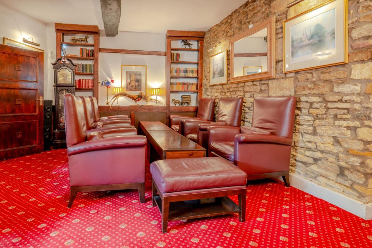 Crown Hotel Cotswold ブロックリー エクステリア 写真