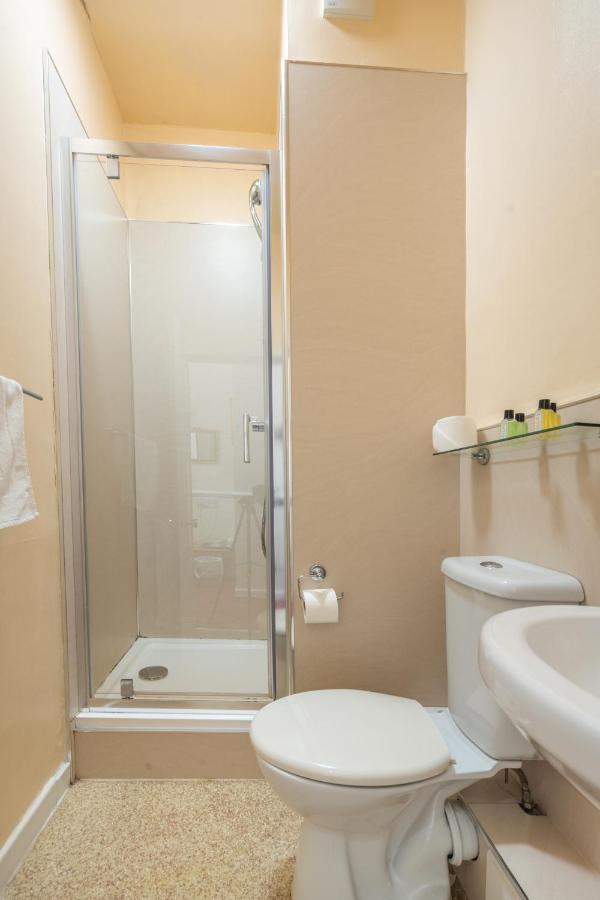 Crown Hotel Cotswold ブロックリー エクステリア 写真