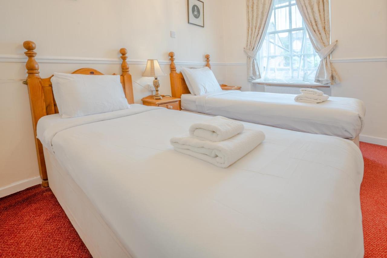 Crown Hotel Cotswold ブロックリー エクステリア 写真