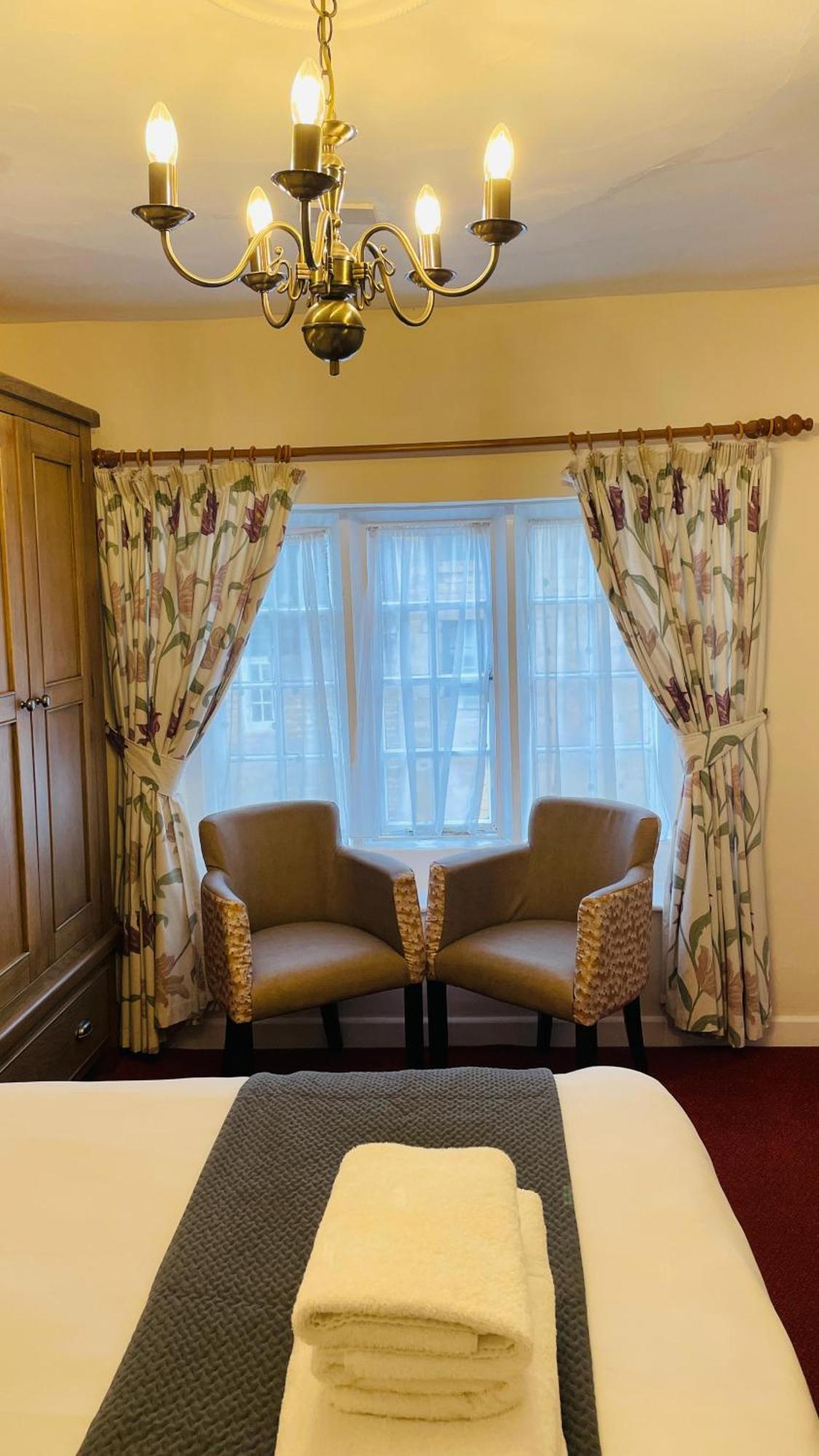 Crown Hotel Cotswold ブロックリー エクステリア 写真