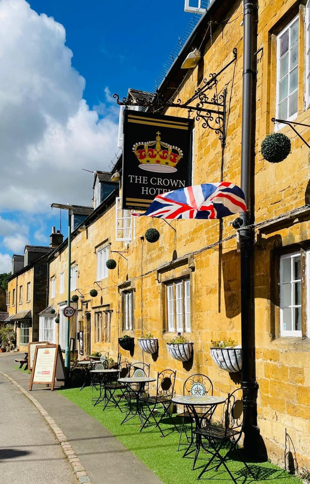 Crown Hotel Cotswold ブロックリー エクステリア 写真
